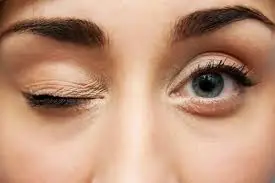 Why go to the toilet at night with one eye closed? Learn this interesting fact