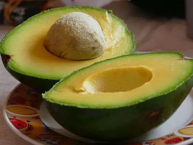 14 Incredible Health Benefits That Make Avocados a True Superfood