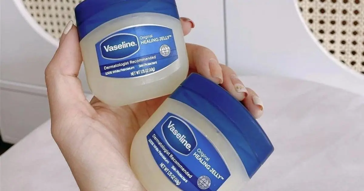 10 beauty hacks with Vaseline for clear, youthful, glowing skin