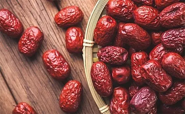 While red apples are nutritious, these 6 combinations may be counterproductive