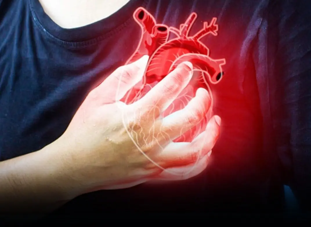 7 Early Warning Signs of a Heart At:tack You Shouldn’t Ignore