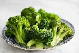 What green broccoli does to your body might surprise you… Discover now