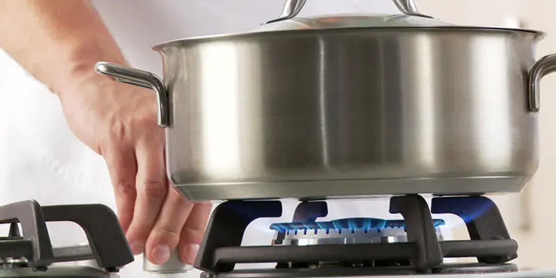 Simple tricks to cut gas expenses in your kitchen