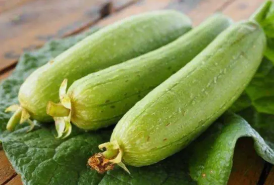 Foods to avoid pairing with luffa