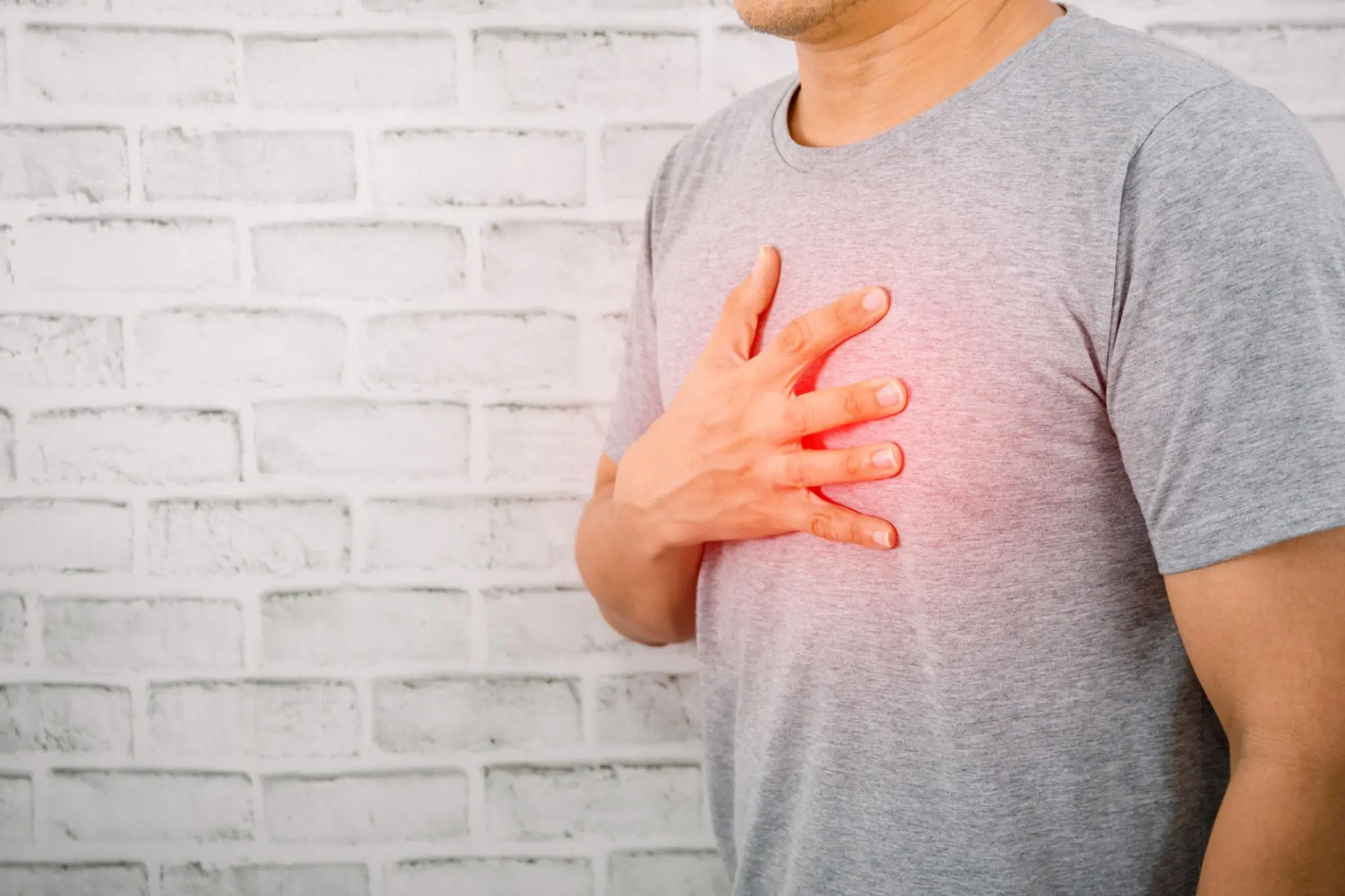 7 symptoms that could appear before a heart attack and shouldn’t be ignored