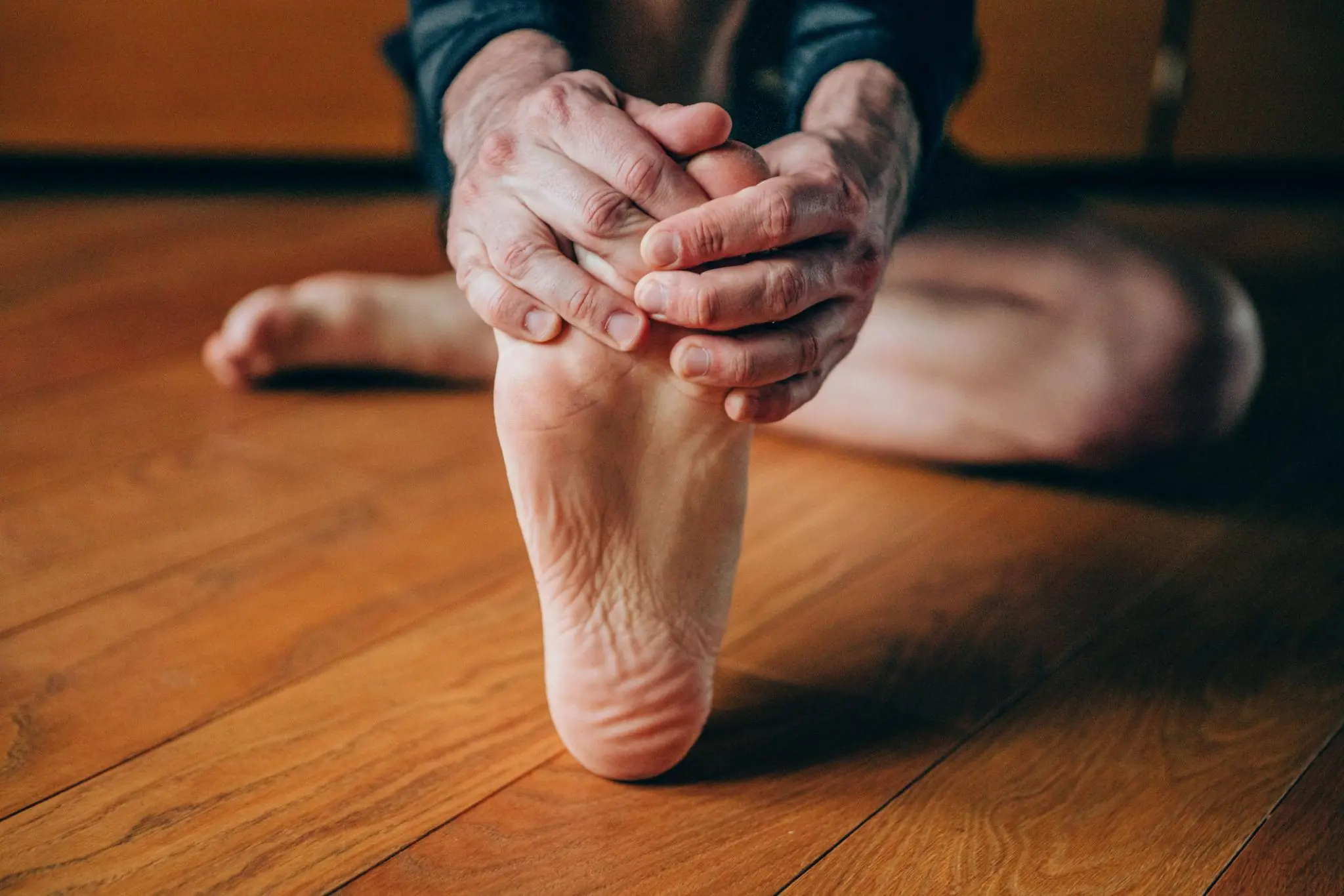 Why ditching shoes indoors may support better movement and comfort?