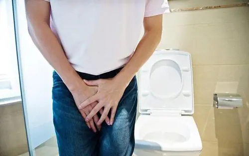 Bubbles in Your Urine Could Be a Sign of These Health Issues
