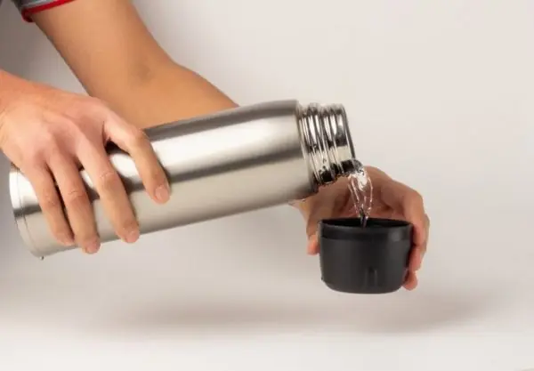 Health Experts Warn: 3 Types of Drinks You Should Never Leave in a Thermos After Lead Poisoning Case