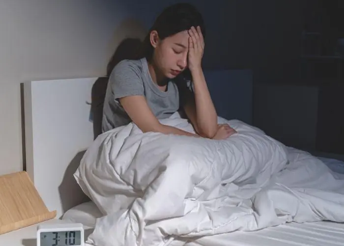 Your Body May Be Sending Warning Signs If You Keep Waking Up at 3 or 4 AM