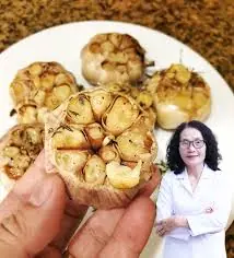 A Doc.tor Reveals 5 “Gol.den Foods” That May Help Prevent Can.cer
