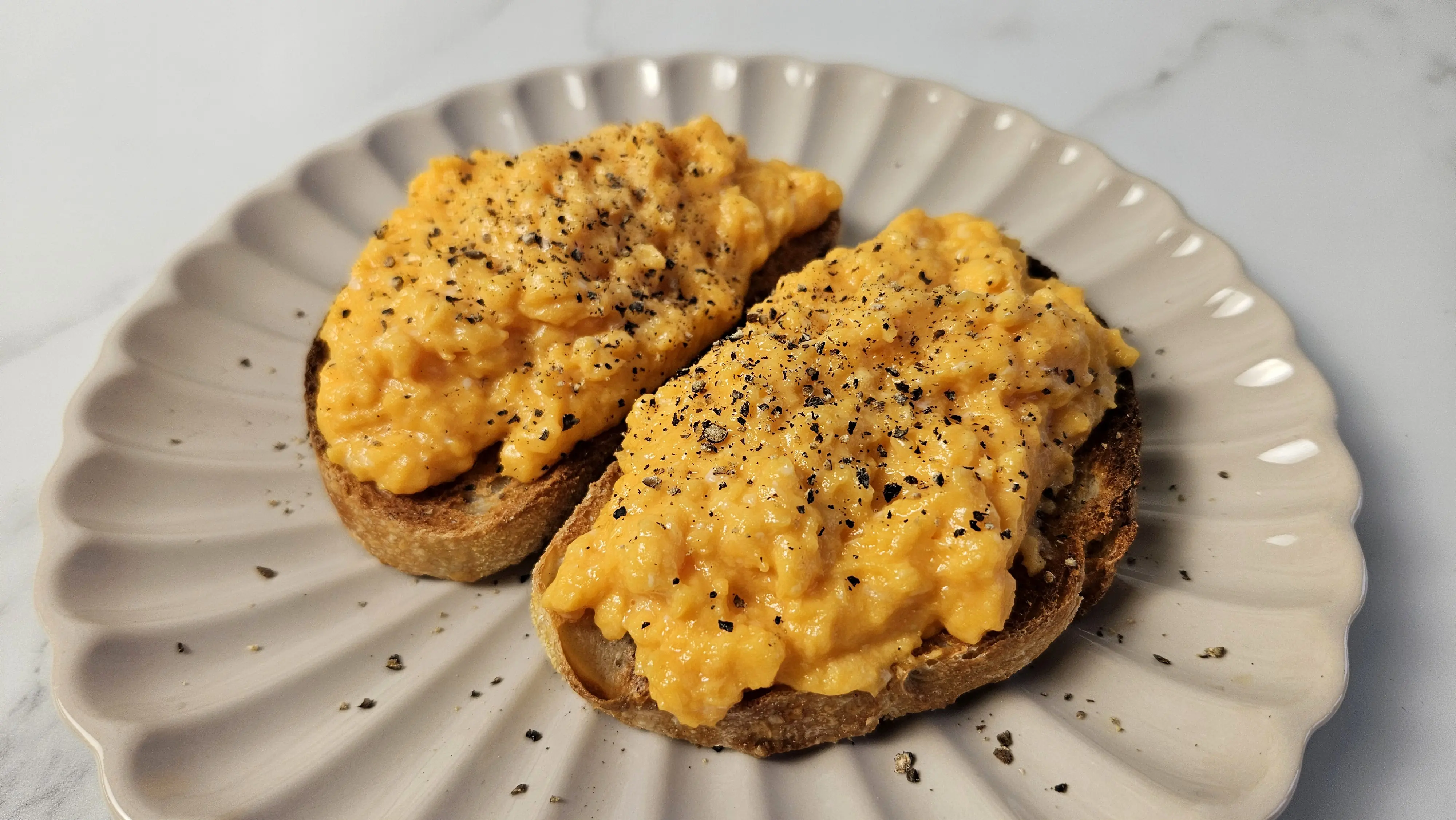 Experts Caution: A Simple Egg Habit May Affect Your Heart Health