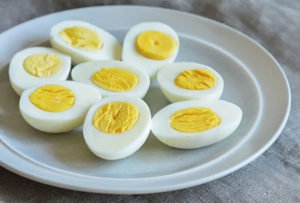 7 Groups of People Who May Need to Limit Egg Consumption And the Reasons Behind It