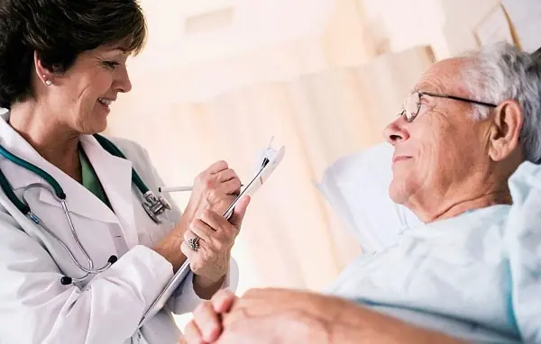 8 Possible Symptoms of a Mini Stroke Seniors Should Never Ignore
