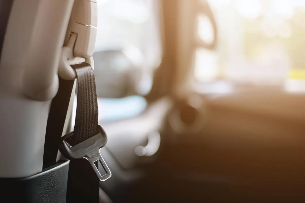 The Hidden Seatbelt Button Most Drivers Never Notice