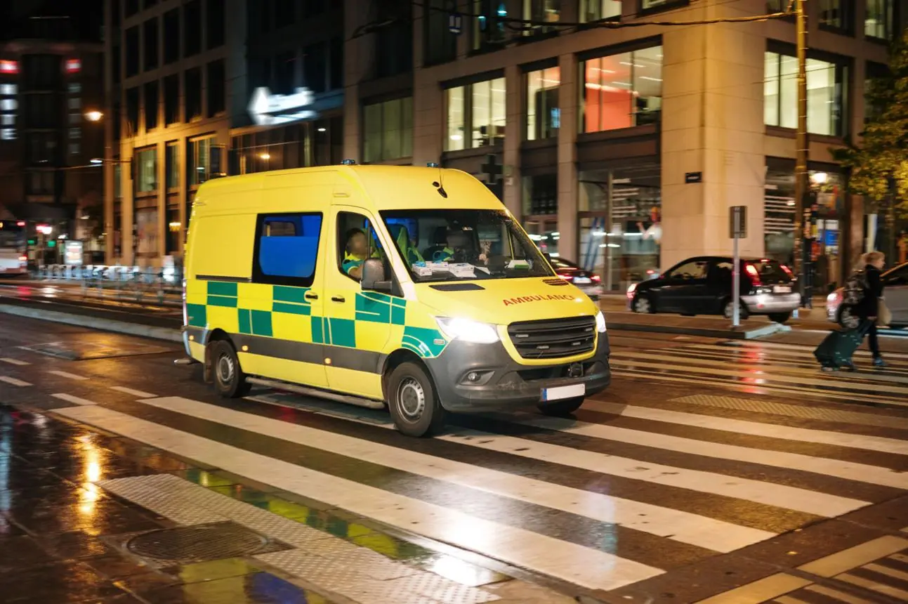Doctors Warn Against Four Nighttime Drinks After Man’s Health Scare