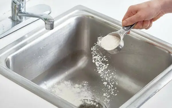 Quick and Affordable Ways to Unclog Household Drains Naturally