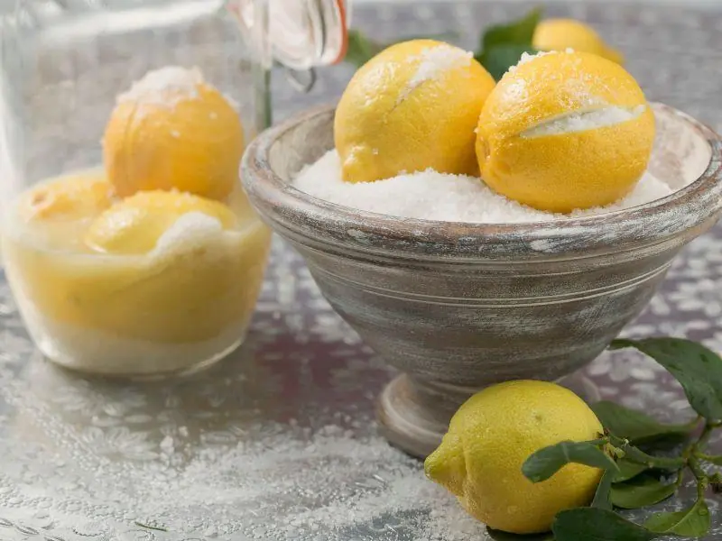 5 Possible Benefits of Placing Lemon With Salt Indoors