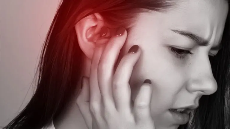 Sudden Ear Pain: Potential Causes and Signs You Shouldn’t Ignore
