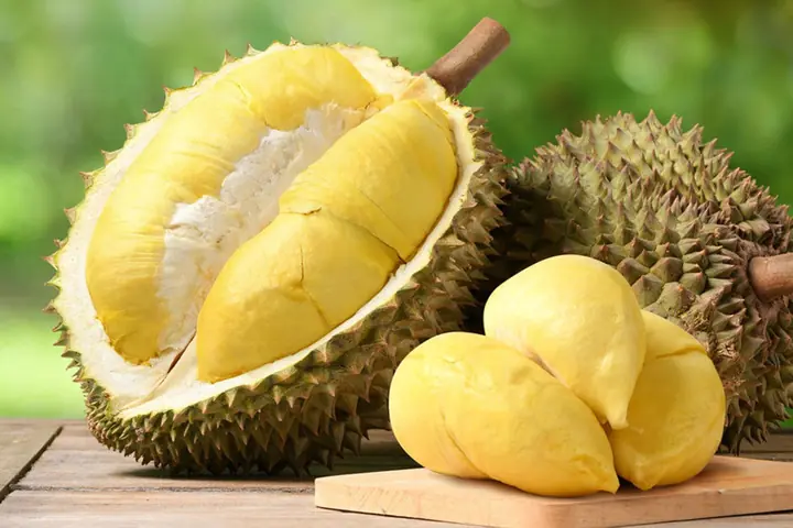Durian Is Nutritious, but 4 Groups of People Should Av.oid It