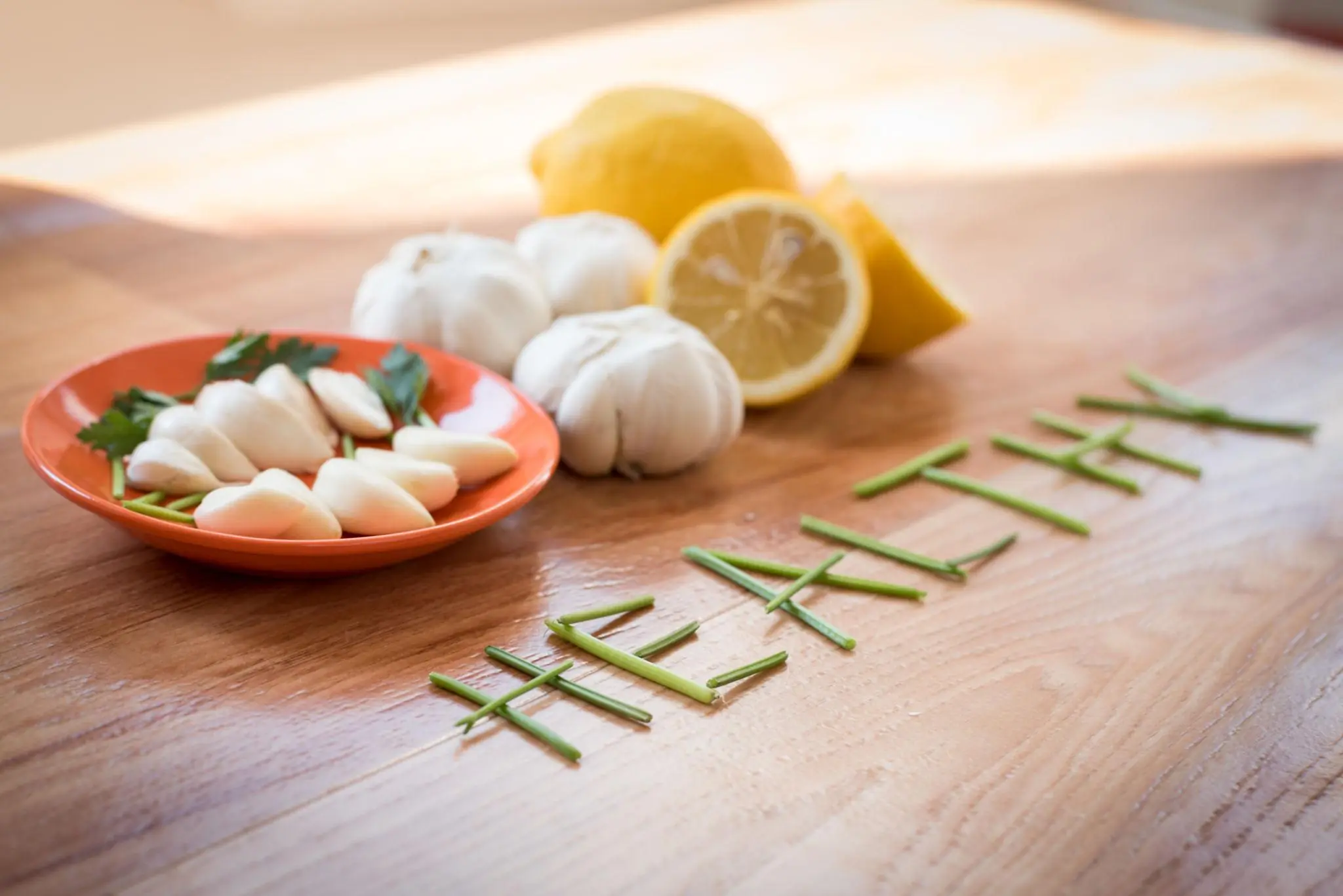 Eating Garlic at Night May Affect Your Body in Surprising Ways