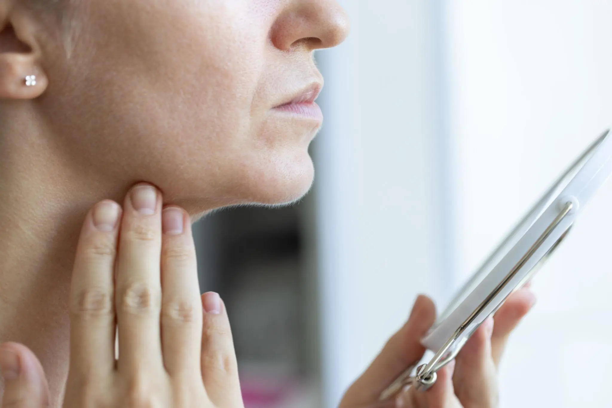 Your Neck May Be Sending Important Health Warning Signals
