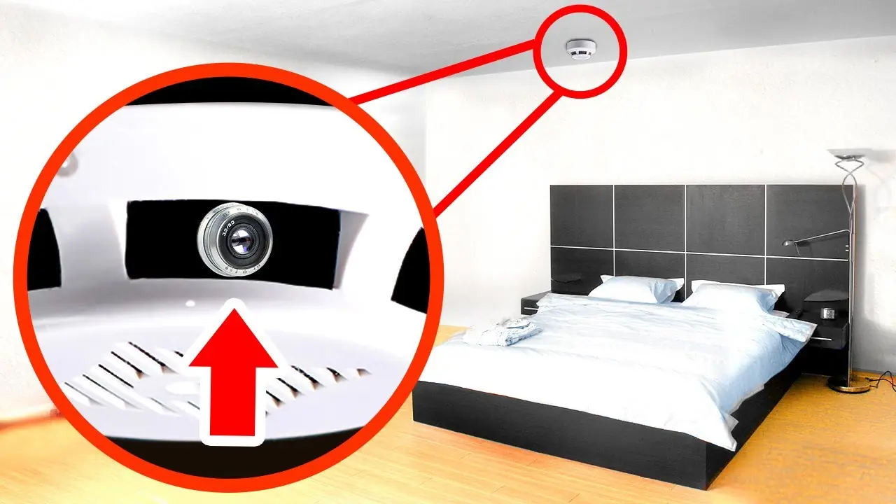 These 3 Hotel Room Red Flags Could Mean You Should Check Out Right Away