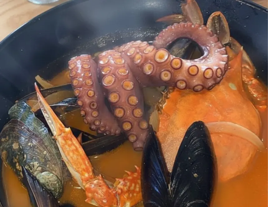 4 Foods You Should Ne.ver Eat with Seafood — or You May End Up in the Hosp.ital!