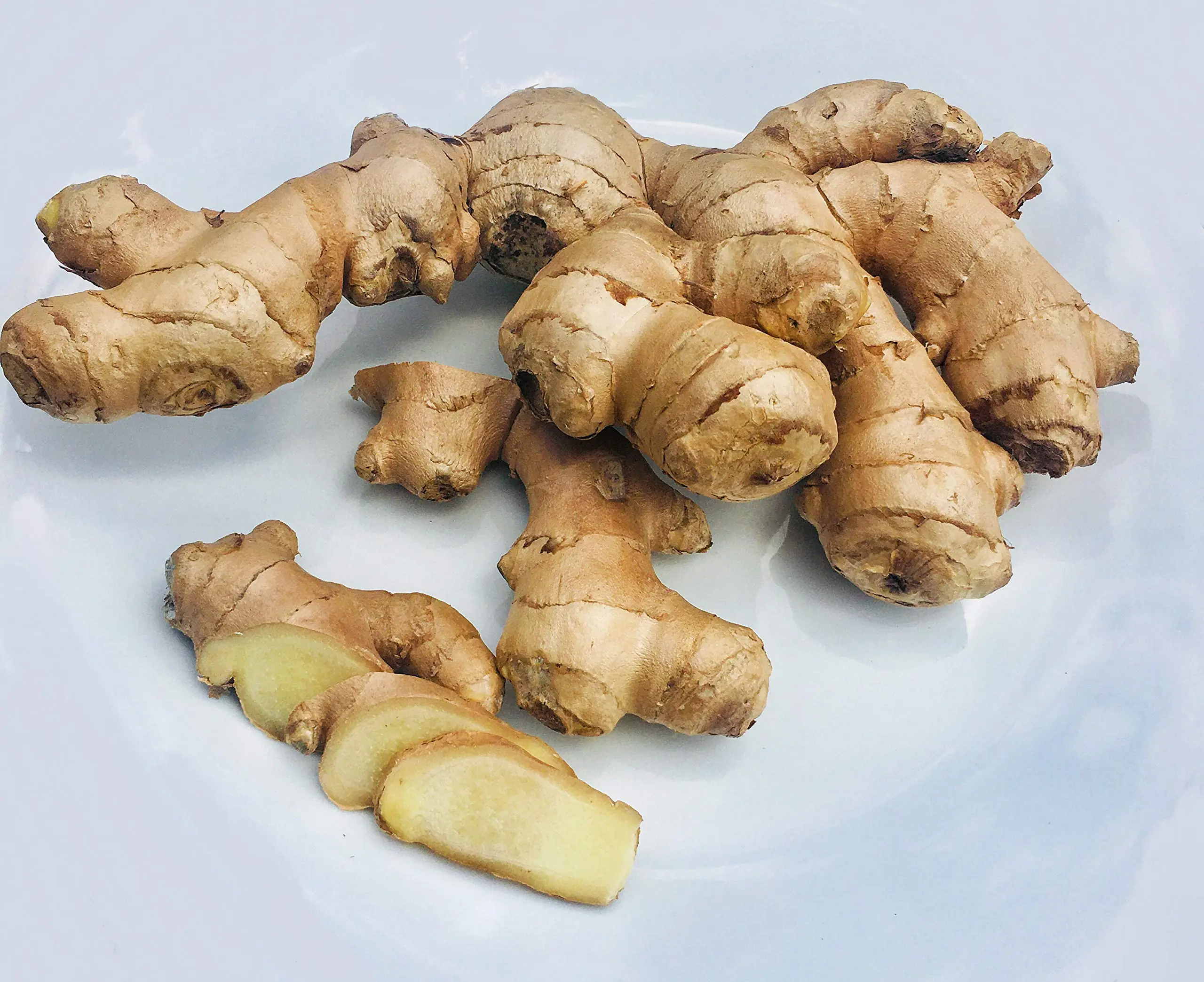 If You Have One of These 5 Health Problems, You May Want to Avoid Too Much Ginger
