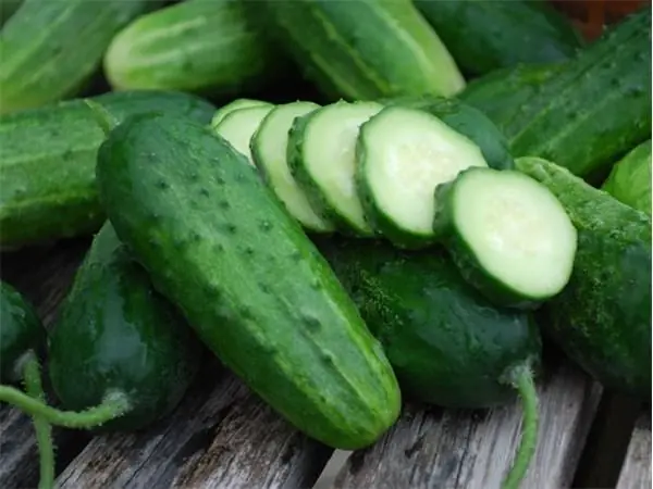 Eating Cucumbers Every Day Could Affect Your Health in Surprising Ways