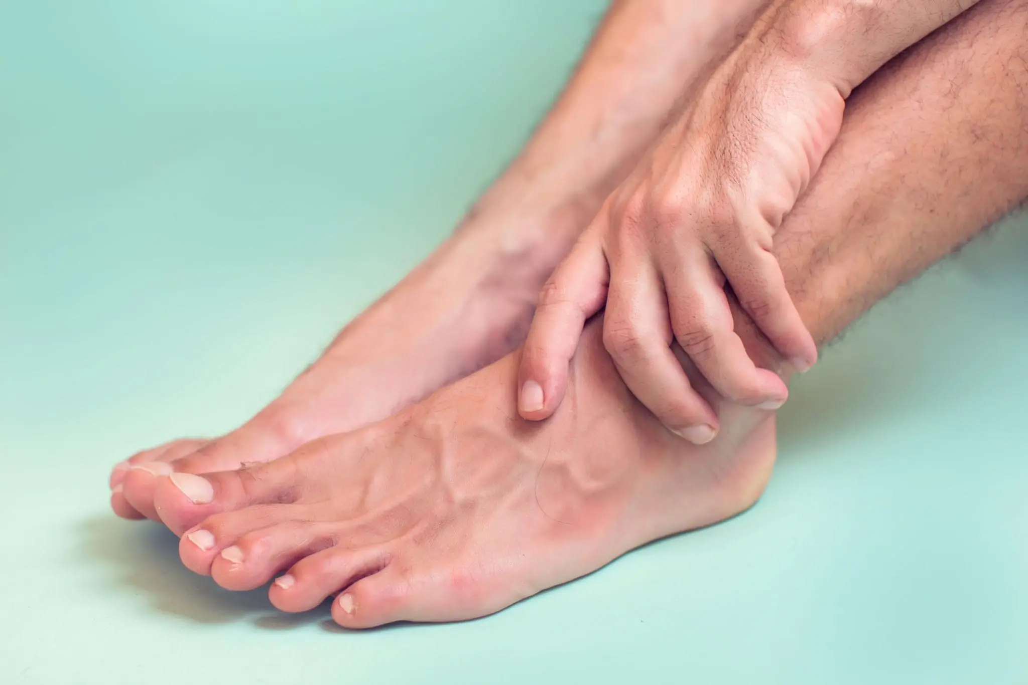 Swelling, Pain, and Other Foot Symptoms That May Be Related to Kidney Problems
