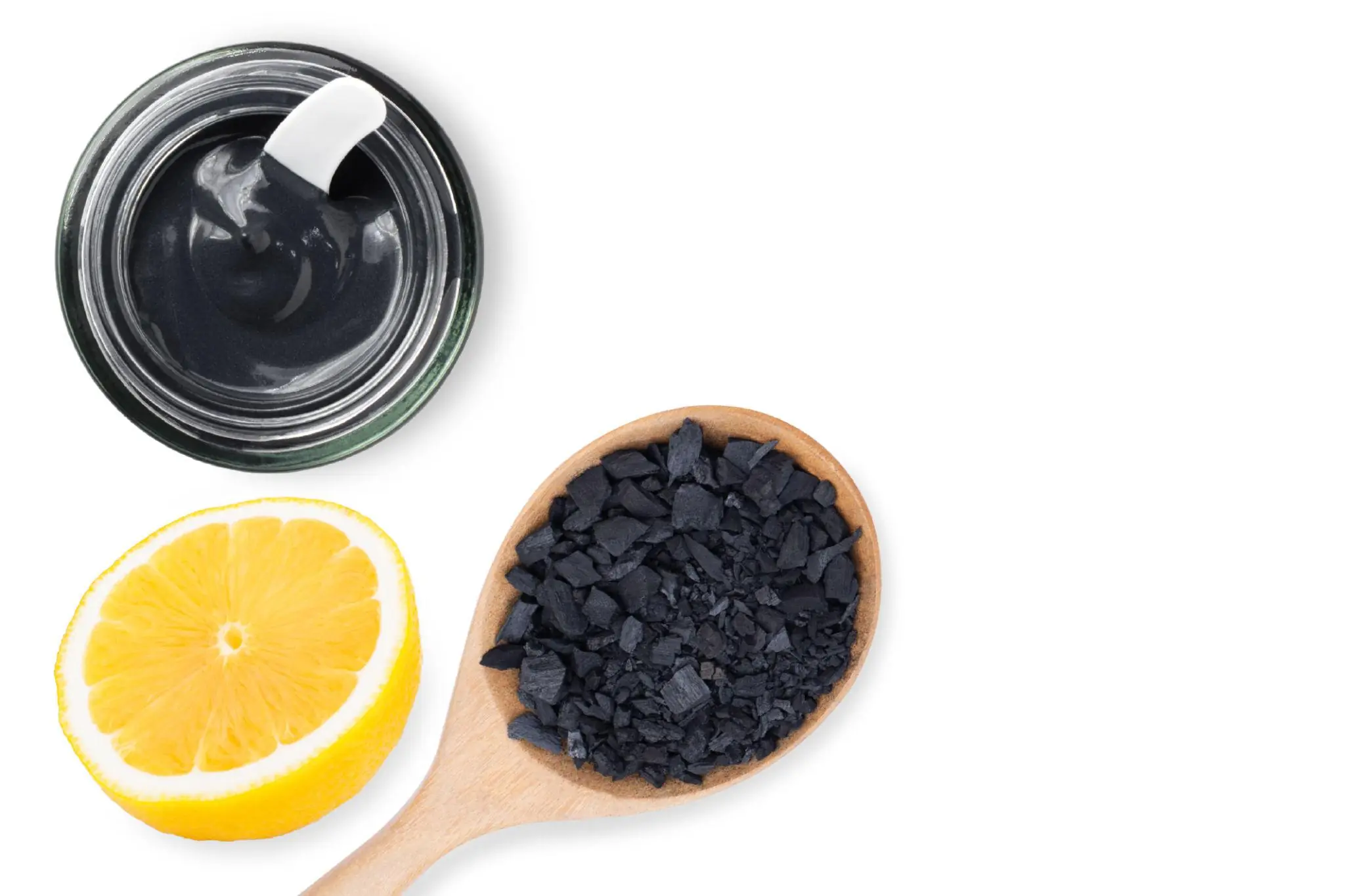 What Really Happens When You Combine Lemon and Activated Charcoal?