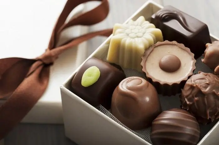 The Chocolate You Pick Reveals What Kind of Woman You Are