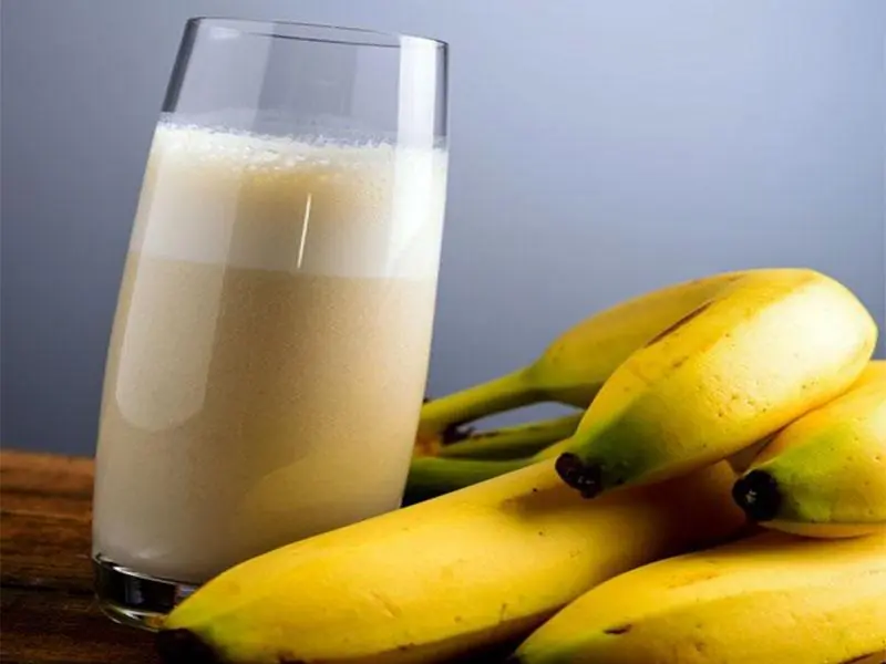 What Happens If You Eat a Banana Before Bed? Experts Reveal Surprising Benefits