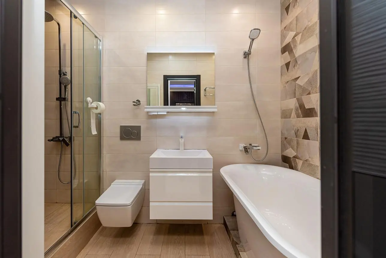 Never Go Straight to Bed After Entering a Hotel Room: Why Travelers Pour Hot Water Into the Toilet First
