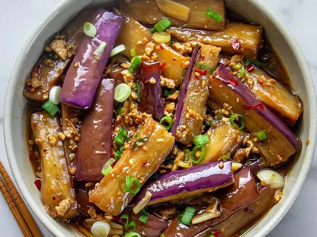 3 Purple Foods That Are Great for Your Eyes and Skin