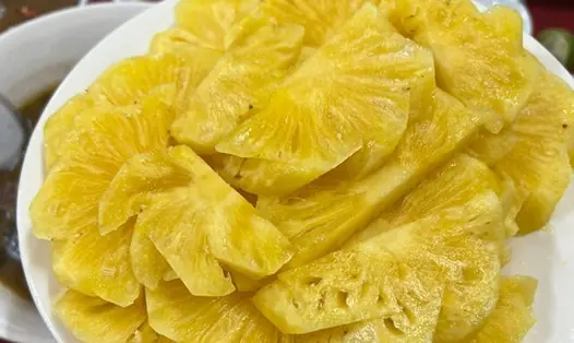 WHAT HAPPENS IF YOU START EATING ONE CUP OF PINEAPPLE EVERY DAY