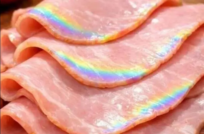 Why Deli Ham Sometimes Has a Rainbow Sheen — And When You Should Pay Attention