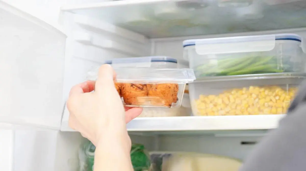 60-Year-Old Man Diagnosed With Meningitis: Doctors Trace the Cause to Contaminated Food in His Refrigerator