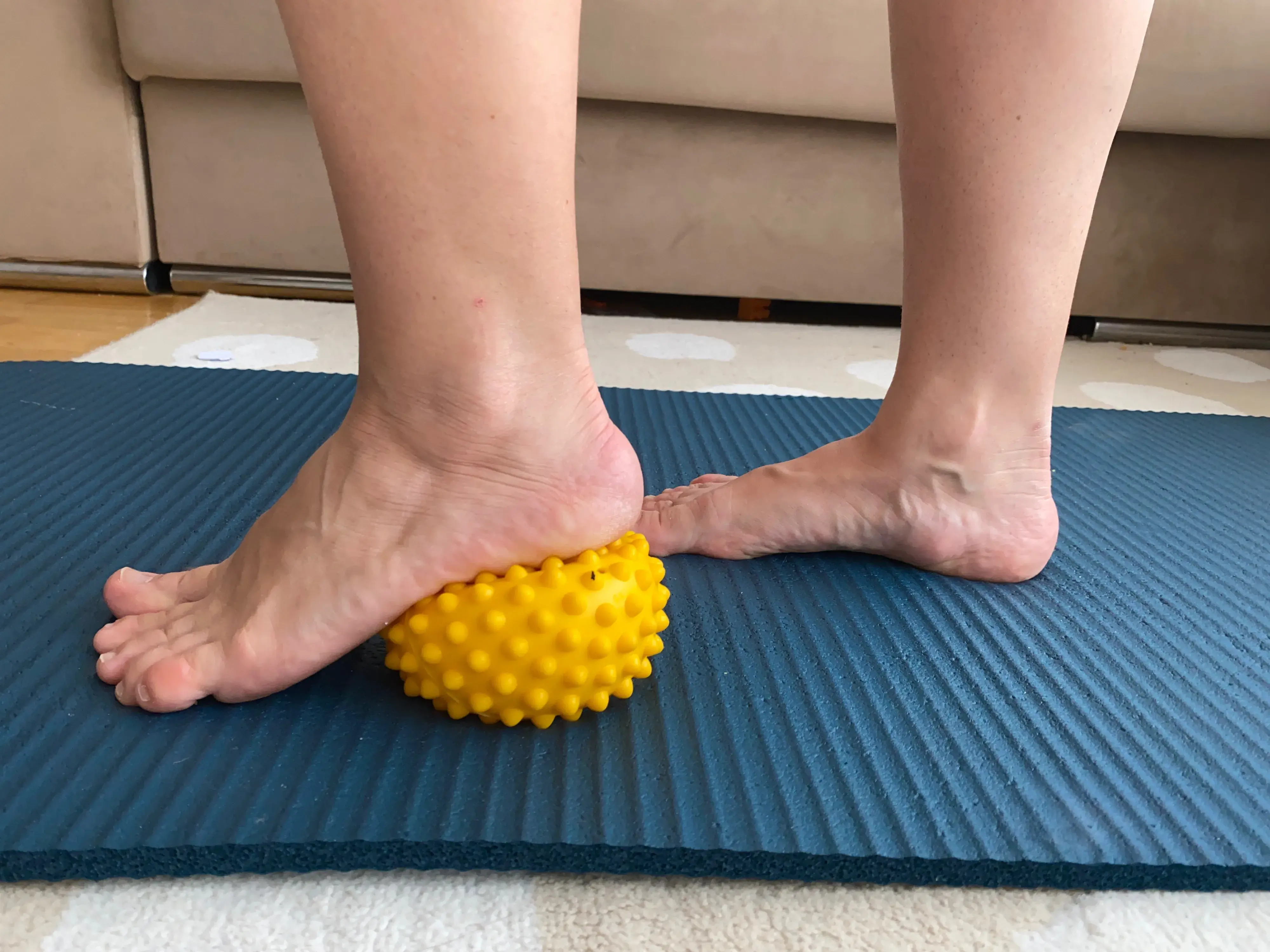 7 Easy Moves That Can Help Reduce Heel Pain and Improve Mobility