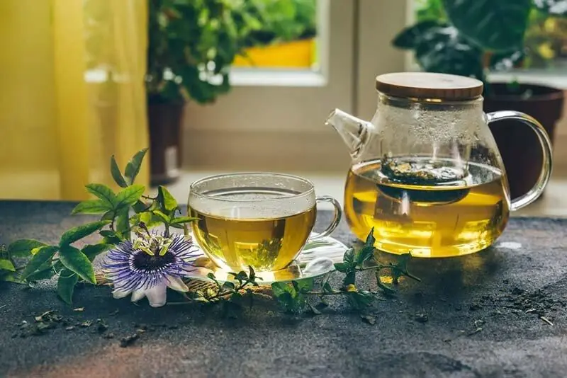 Want Better Sleep Naturally? Try These 6 Calming Drinks and Healthy Bedtime Habits