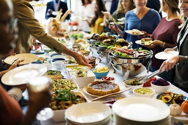 Avoid These 2 Foods at Buffet Restaurants, Experts Say They’re Often Not Worth It