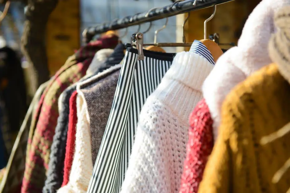 Keep Your Winter Laundry Fresh and Dry With This Surprisingly Simple Method