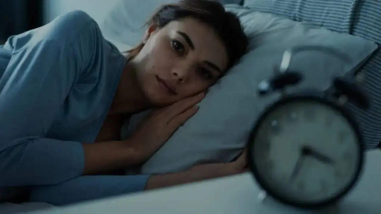 Your Body Might Be Sending a Message Every Time You Wake Up at 3–4 AM