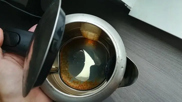 Are You Using One of These 4 Types of Electric Kettles? Experts Warn About Potential Hidden Risks