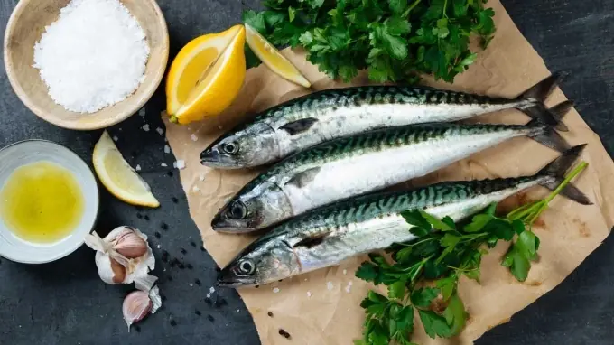 6 Fish That Deliver High Levels of Omega-3 and Other Important Nutrients