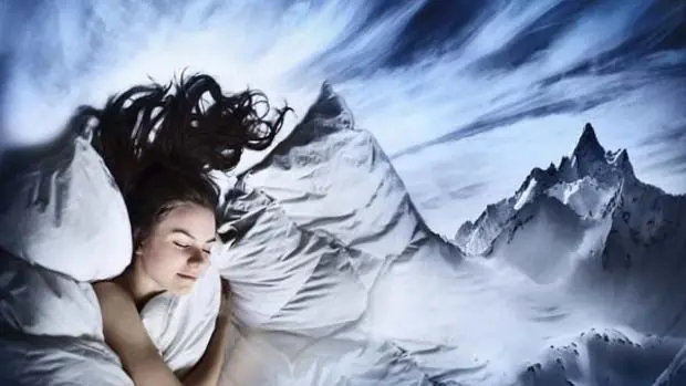 What Does It Mean When Someone Who Has Passed Away Appears in Your Dreams?