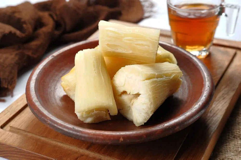 The “Dea.dliest Food in the World”? Why Millions Still Eat Cassava Every Day