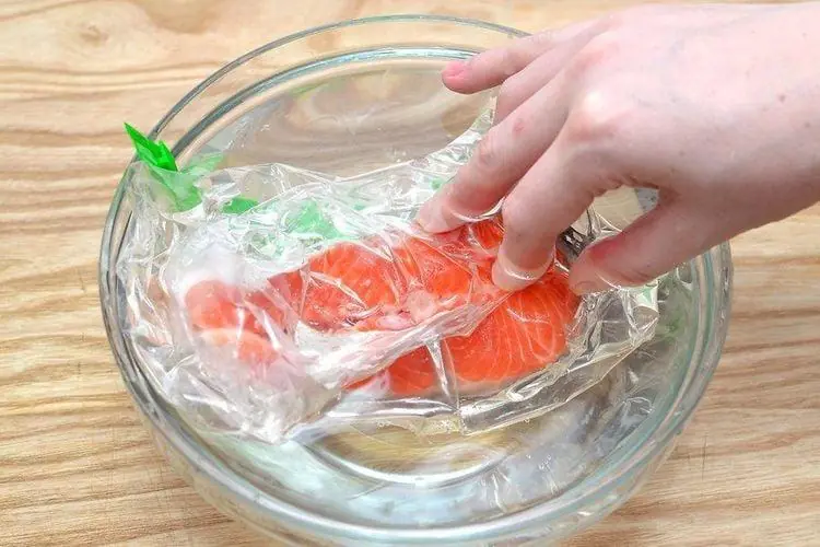 The Right Way to Defrost Fish: Three Chef-Approved Methods for Better Taste and Safety