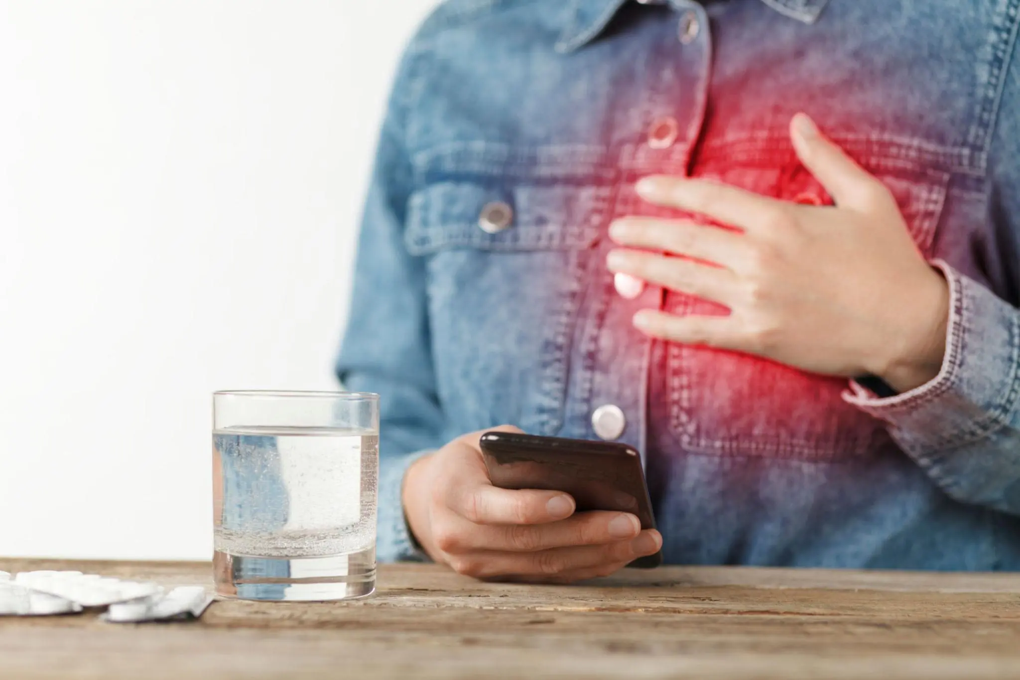 Your Body Could Be Warning You Up to a Month Before a Heart Attack: 9 Symptoms Women Should Never Ignore