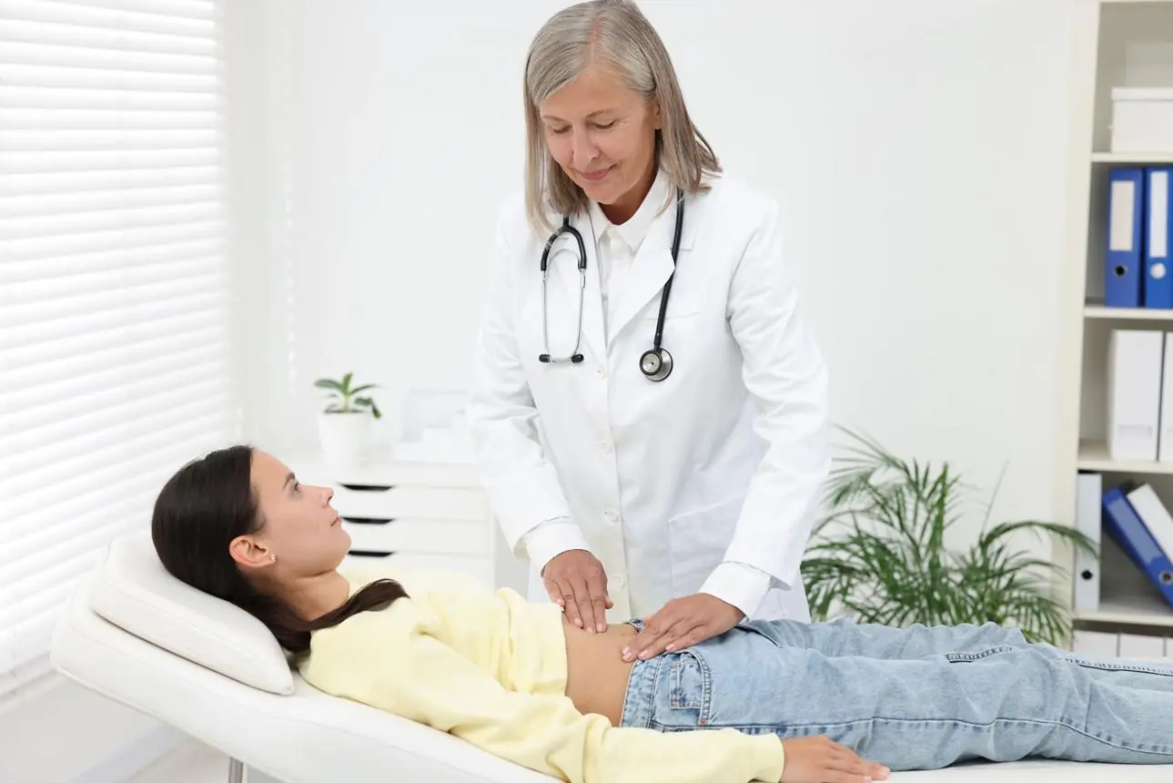 Could Unusual Body Odors Signal Liver Problems? What Doctors Want You to Know